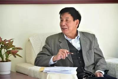 北京邮电大学师生关注全国两会 热议教育话题聚焦继续教育发展